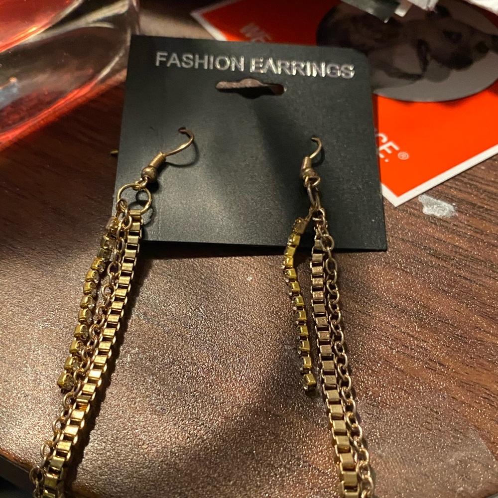 Fashion earrings